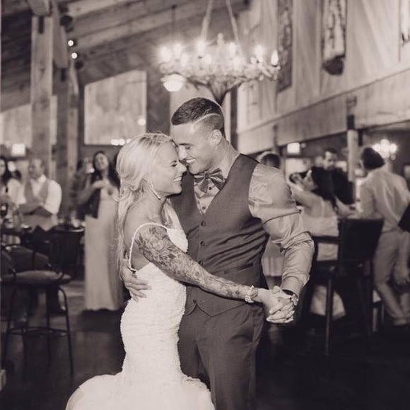 Meet the seller/buyer!✨ - Picture 4 of 9